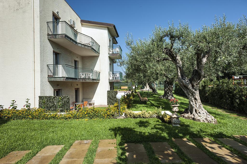 Villa Collina Джардини Наксос Екстериор снимка